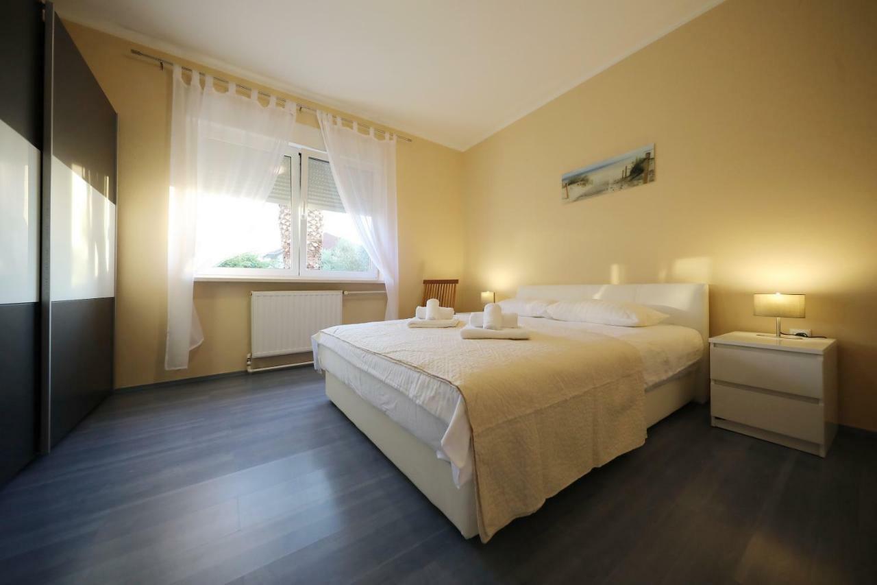 Apartments Zelic Задар Экстерьер фото